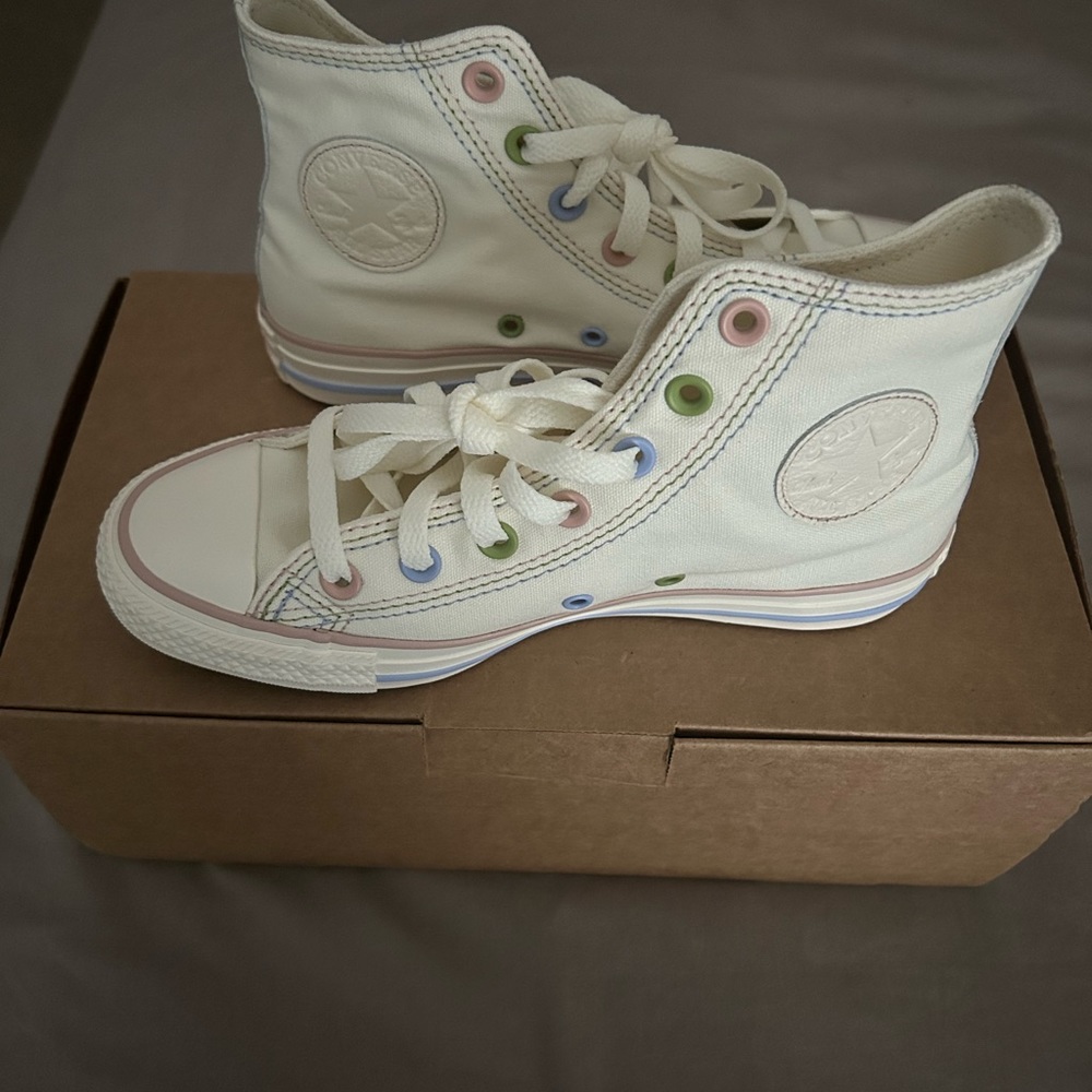 Converse Chuck Taylor Hi-top in white